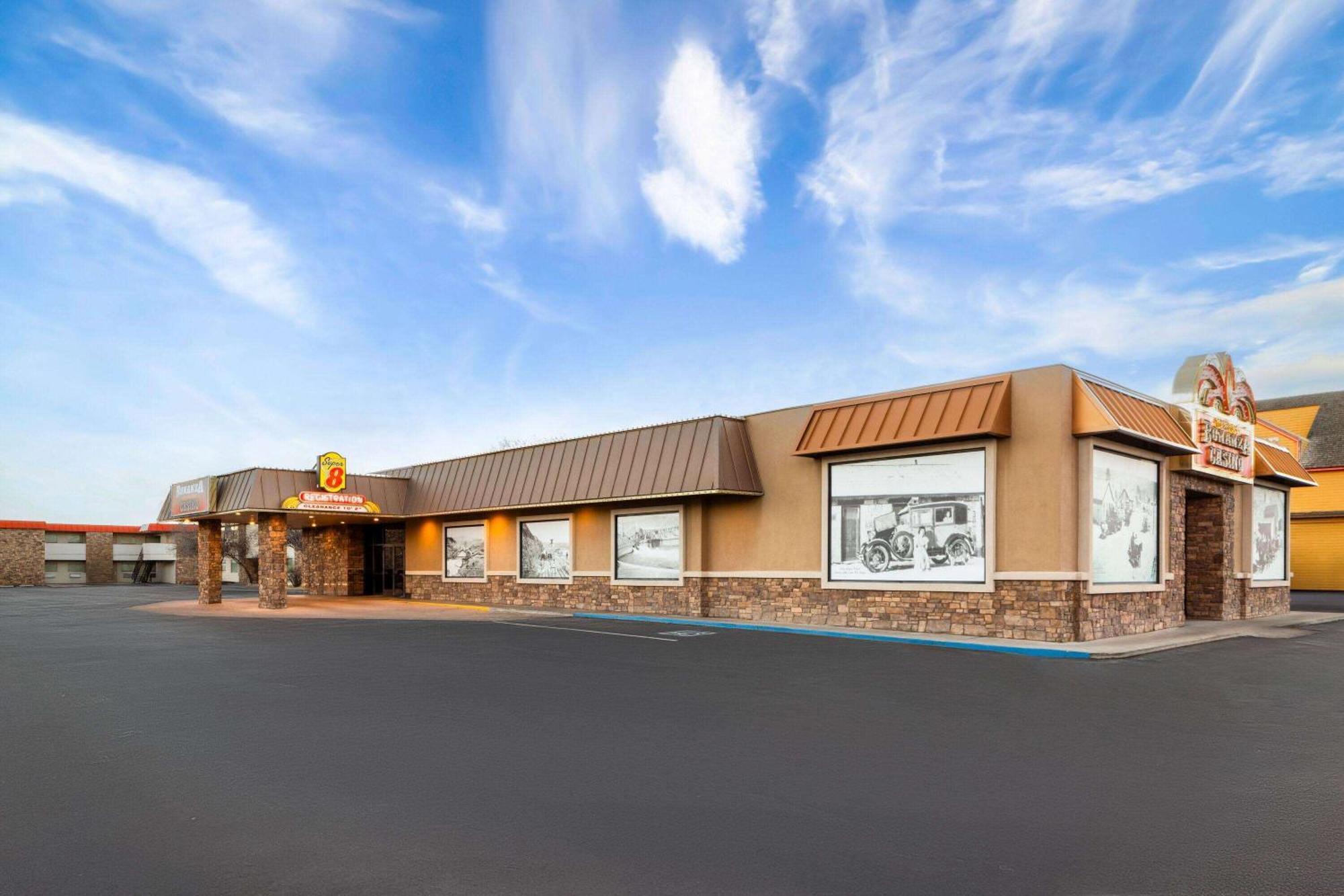 Super 8 By Wyndham Fallon Exterior foto